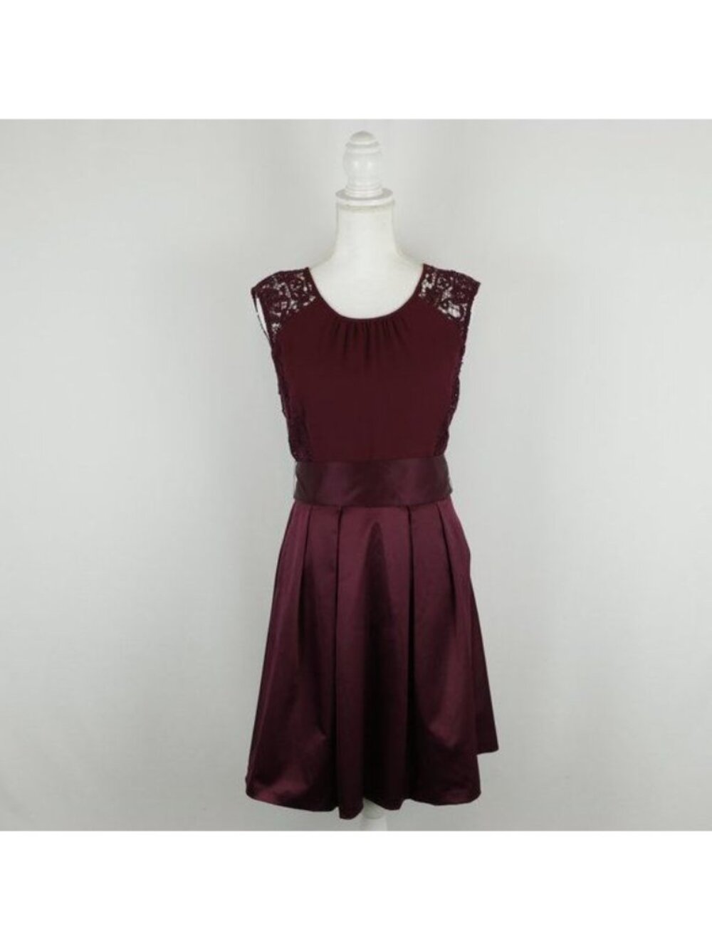 The Limited Women's Size 4 Plum Satin Scoop Neck Lace Applique Belted Dress